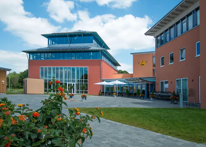 Familienhotel: JUFA Hotel im Brückenkopfpark - Jülich